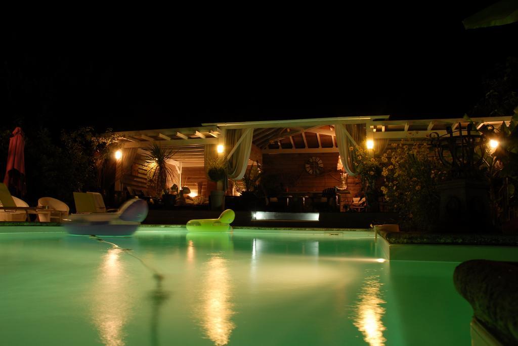 Le Domaine De La Lezardiere B&B Espiet Exterior foto